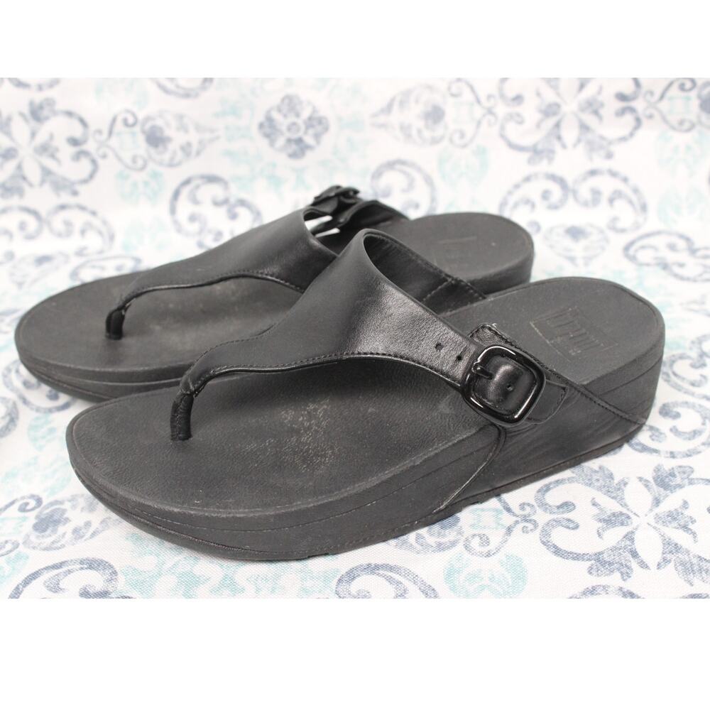 Fitflop The Skinny Women's Size US 6 Black Leather Thong Sandals Shoes B28-090
